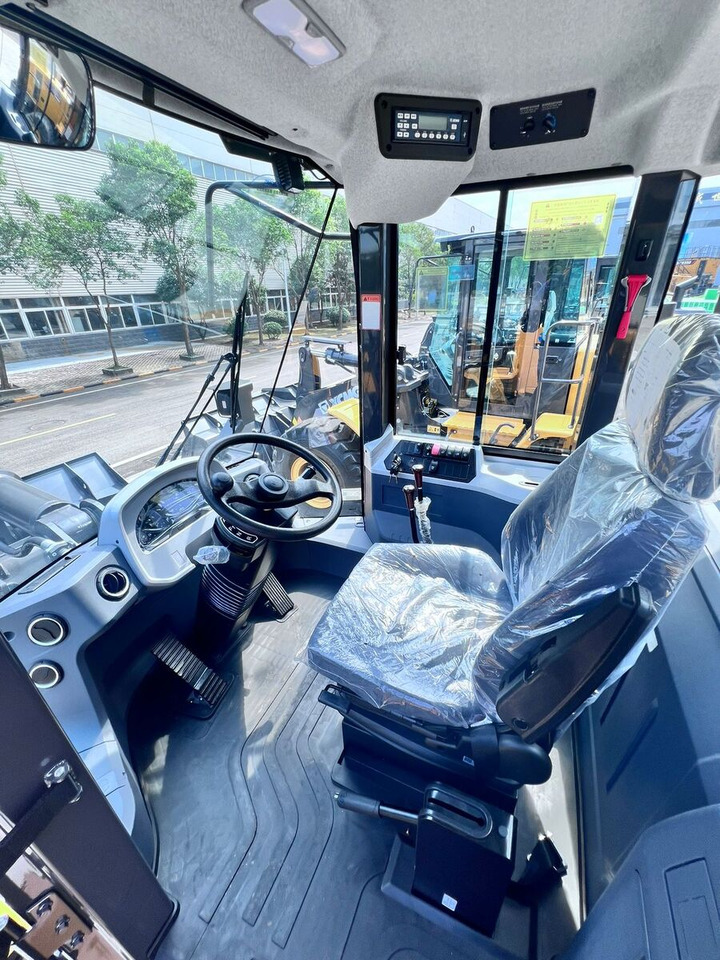 Chargeuse sur pneus New XCMG XC968 wheel loader