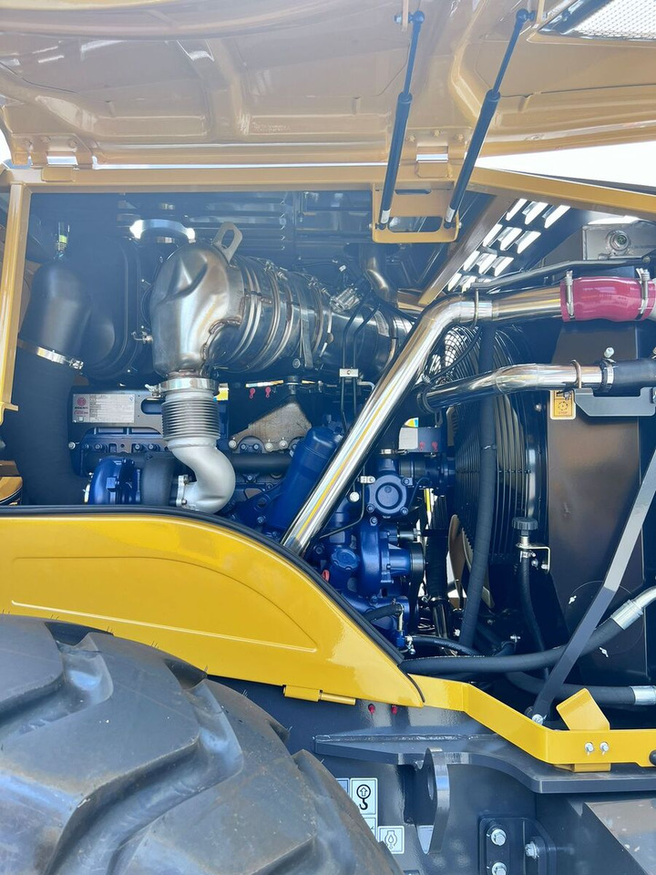 Chargeuse sur pneus New XCMG XC968 wheel loader