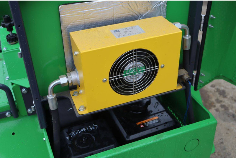 Chargeuse sur pneus Nycheki SK-911