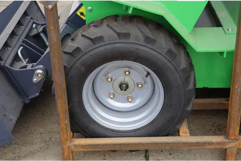 Chargeuse sur pneus Nycheki SK-K105