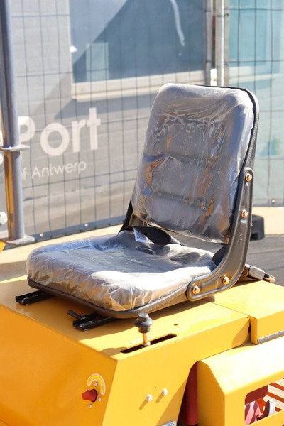 Chargeuse sur pneus Nycheki WL-10