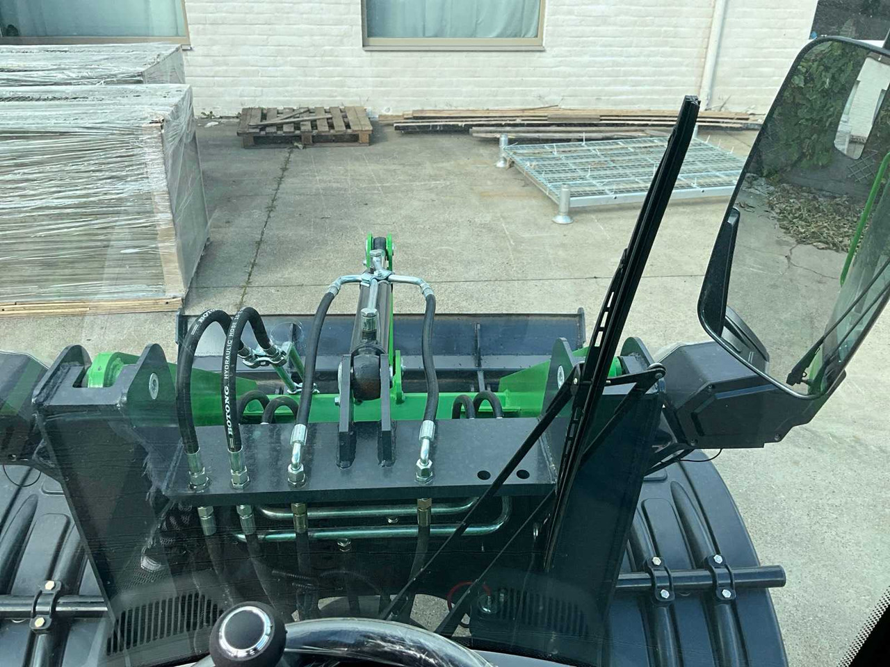 Chargeuse sur pneus Nycheki Y25-42