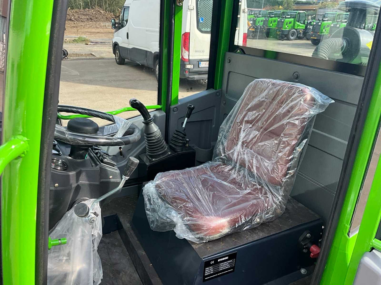 Chargeuse sur pneus Nycheki Y25-42