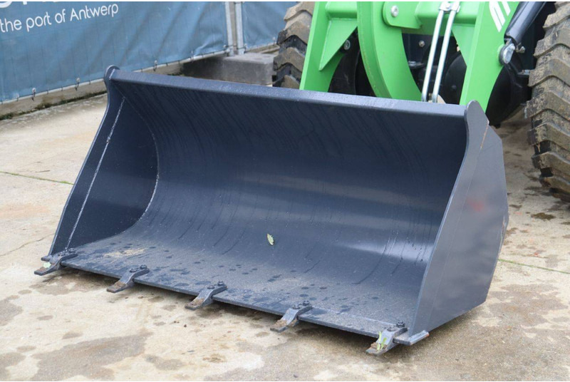 Chargeuse sur pneus Nycheki Y25-42