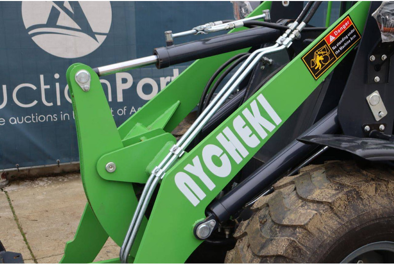 Chargeuse sur pneus Nycheki Y25-42