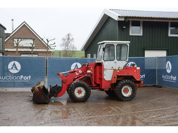 Chargeuse sur pneus O & K L6