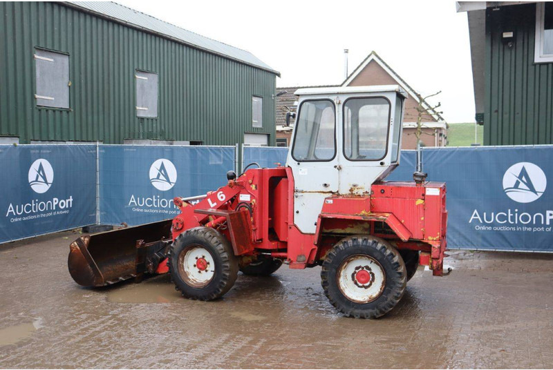 Chargeuse sur pneus O & K L6