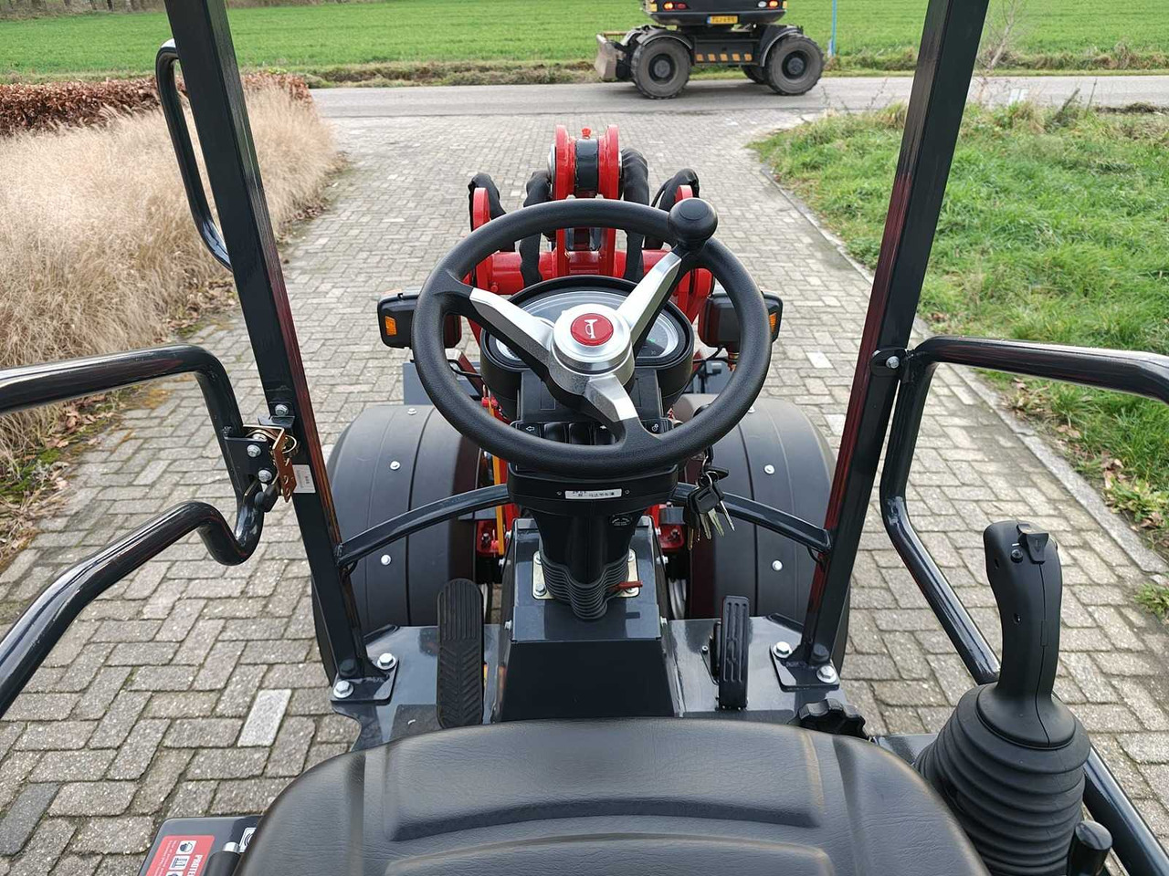 Chargeuse sur pneus PANTHER W25 MINILOADER