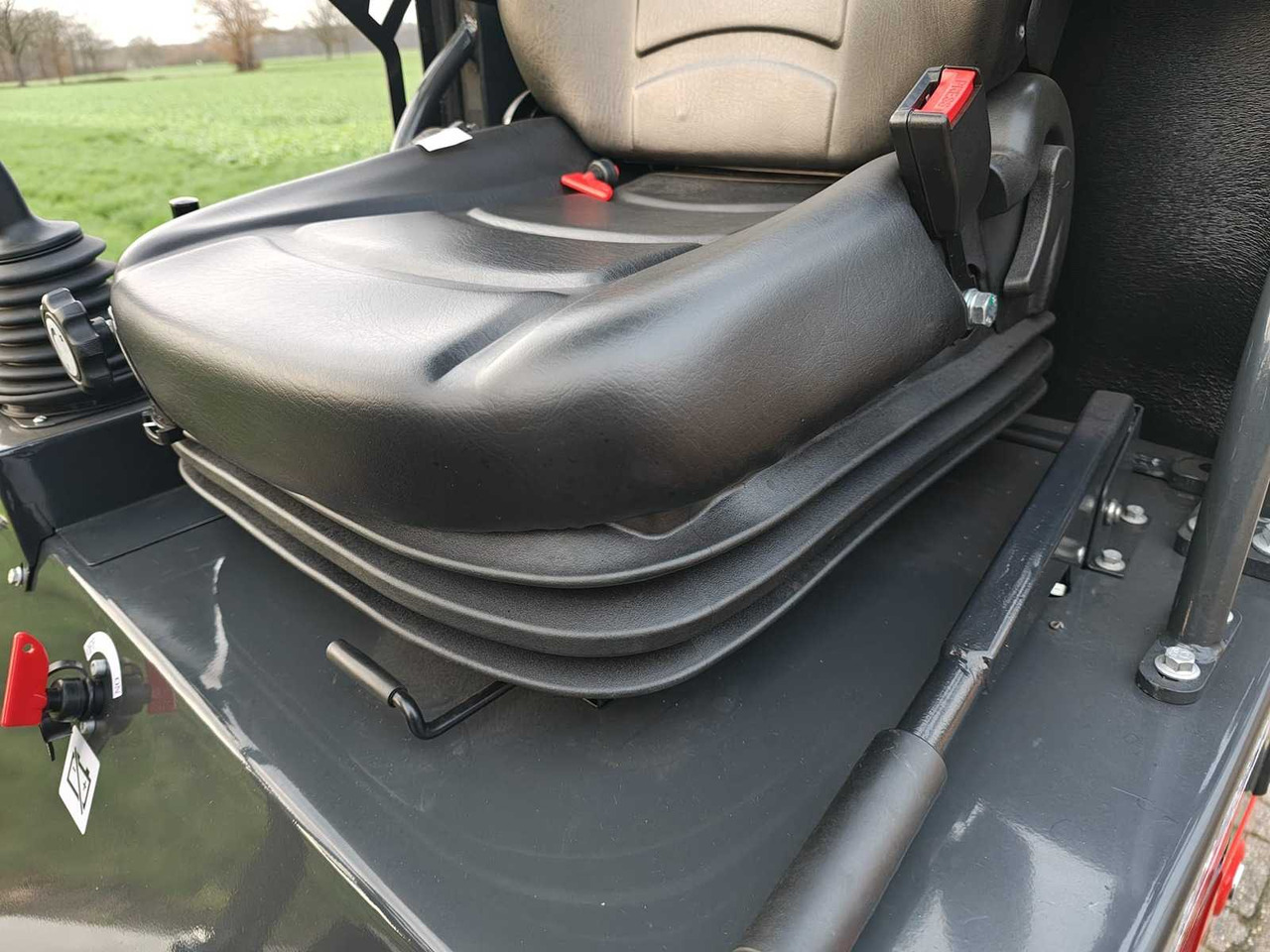 Chargeuse sur pneus PANTHER W25 MINILOADER