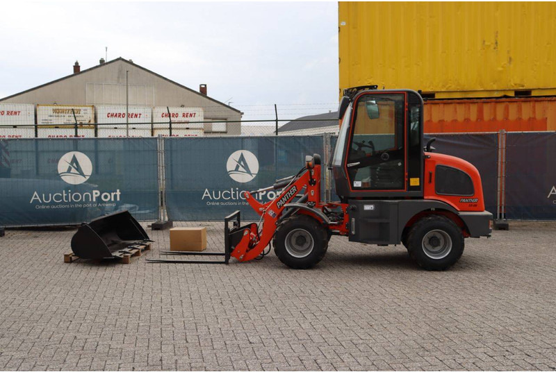 Chargeuse sur pneus Panther 10-08