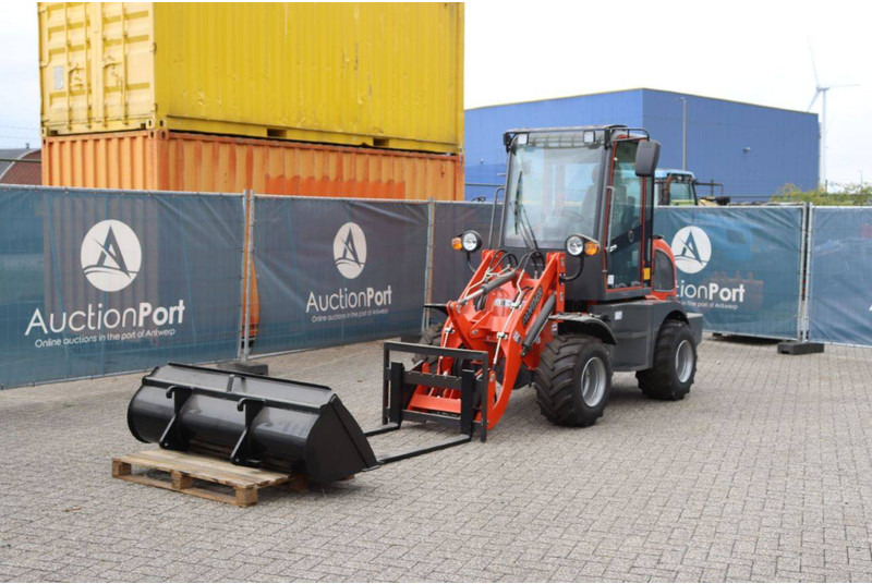 Chargeuse sur pneus Panther 10-08