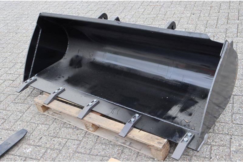 Chargeuse sur pneus Panther 10-08