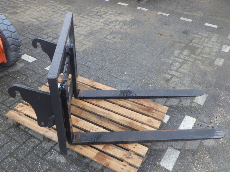 Chargeuse sur pneus Panther 10-08