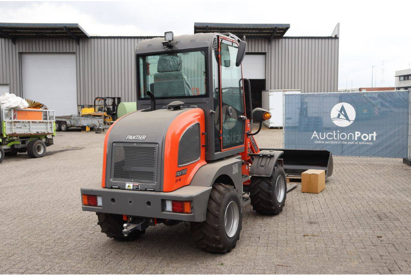 Chargeuse sur pneus Panther 10-08