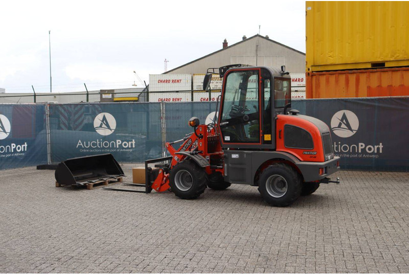 Chargeuse sur pneus Panther 10-08