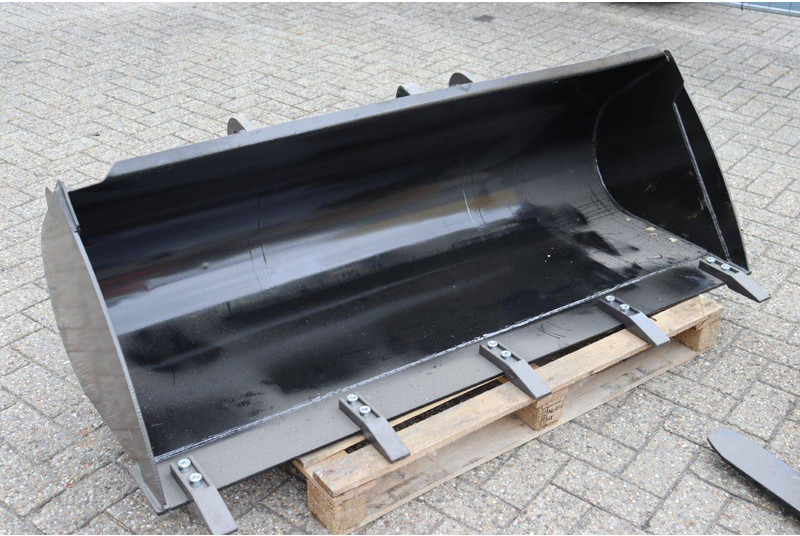 Chargeuse sur pneus Panther 10-08