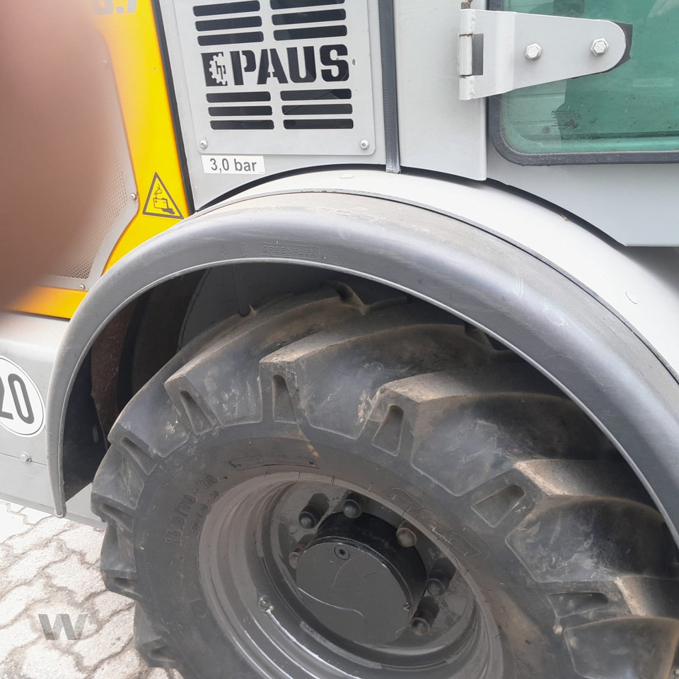 Chargeuse sur pneus Paus RL 6.7