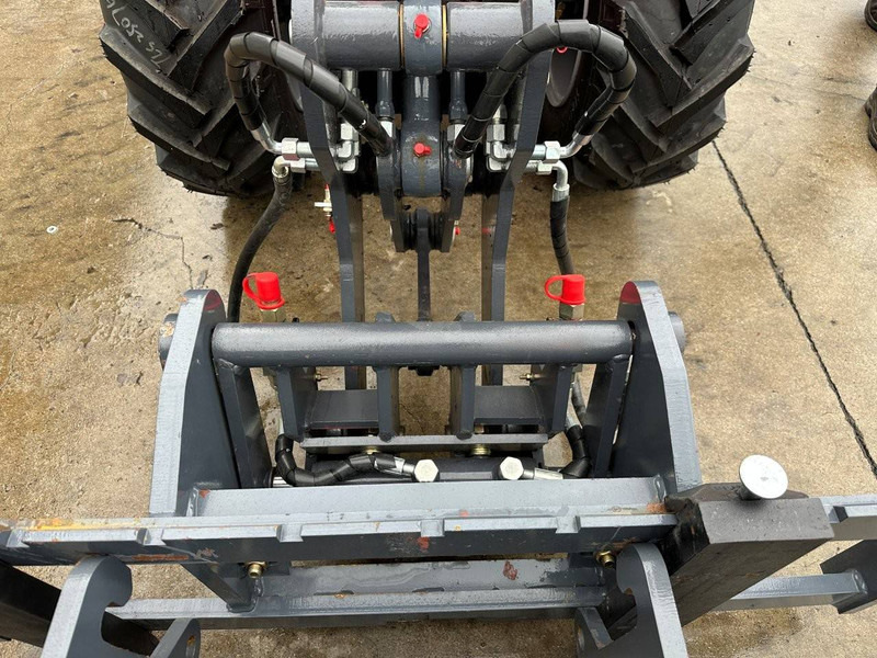 Chargeuse sur pneus Plus Power HQ180T