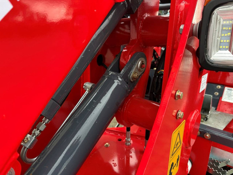 Chargeuse sur pneus Plus Power HQ180T