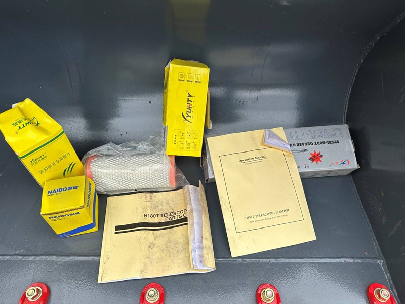 Chargeuse sur pneus Plus Power HQ180T