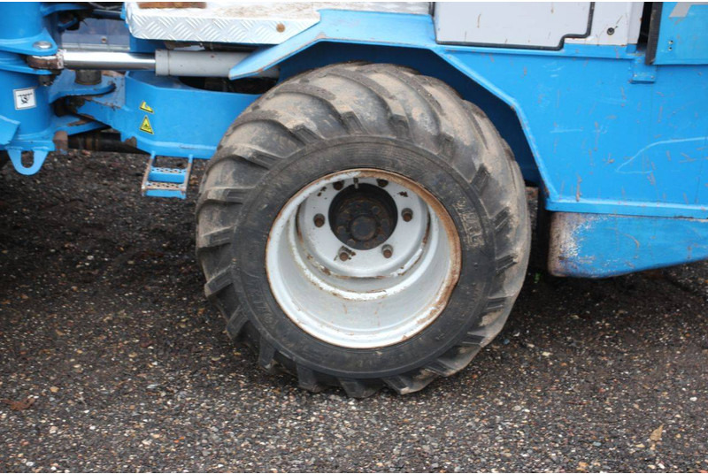 Chargeuse sur pneus Quappen A27X