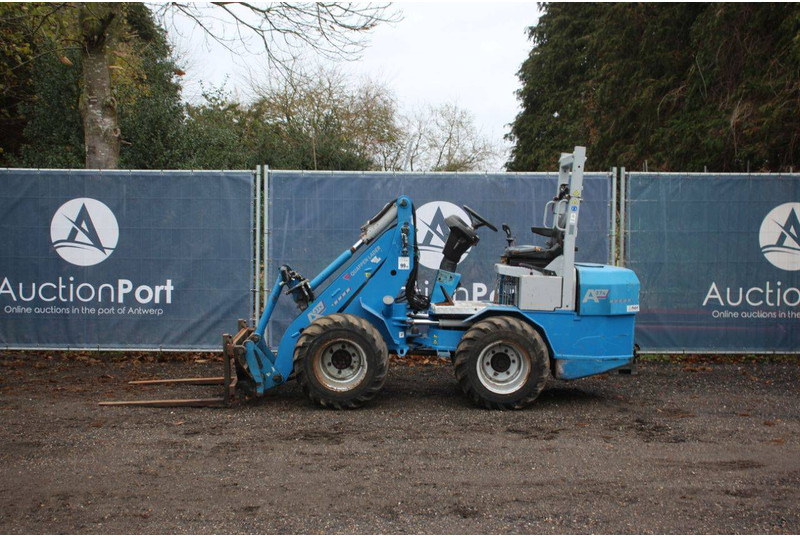 Chargeuse sur pneus Quappen A27X