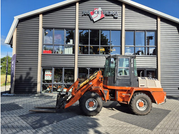 Chargeuse sur pneus  SCHAEFF SKL843