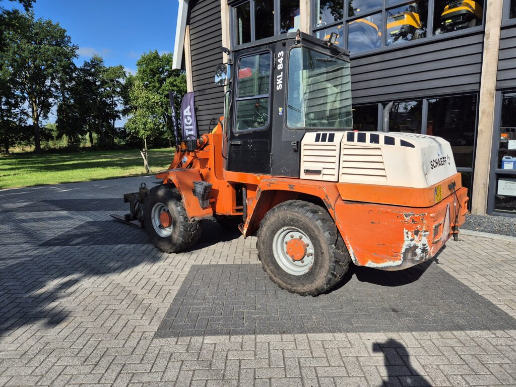 Chargeuse sur pneus SCHAEFF SKL843
