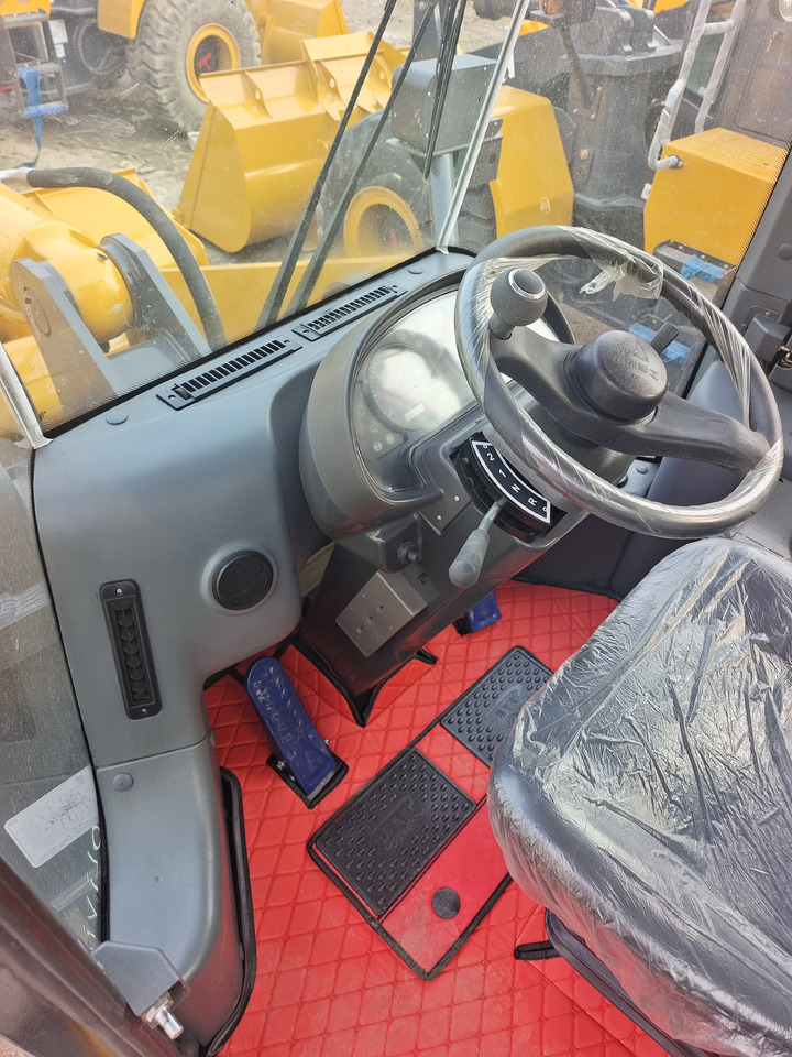 Chargeuse sur pneus SDLG 956F