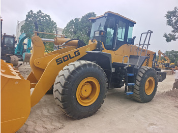 Chargeuse sur pneus SDLG 956L