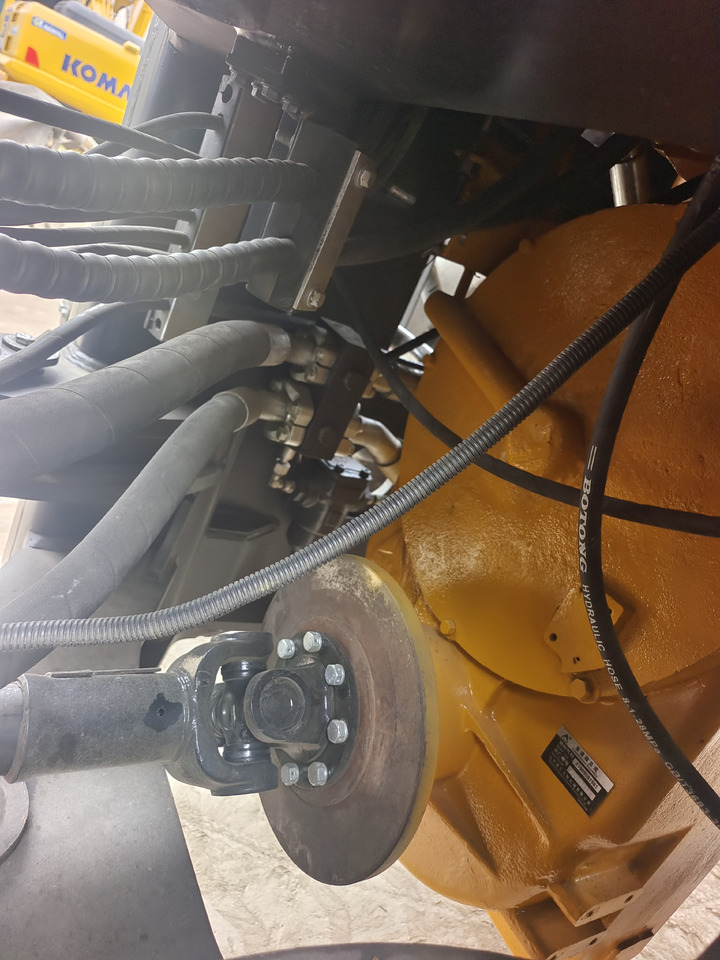 Chargeuse sur pneus SDLG 956L