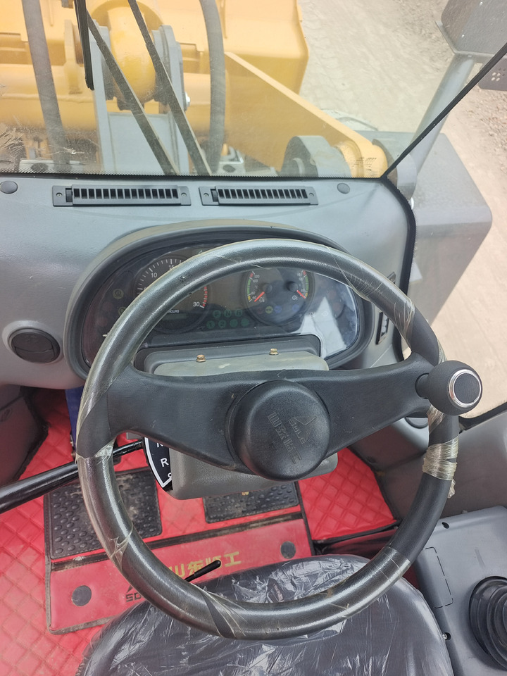 Chargeuse sur pneus SDLG 956L