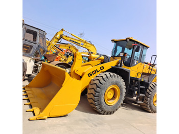 Chargeuse sur pneus SDLG 958L