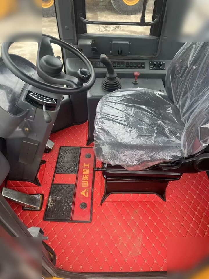 Chargeuse sur pneus SDLG L968F