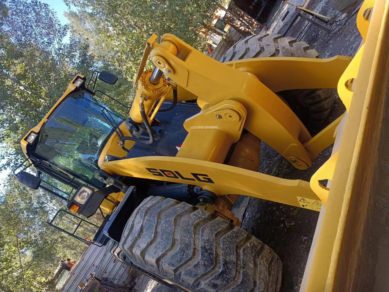 Chargeuse sur pneus SDLG LG955F