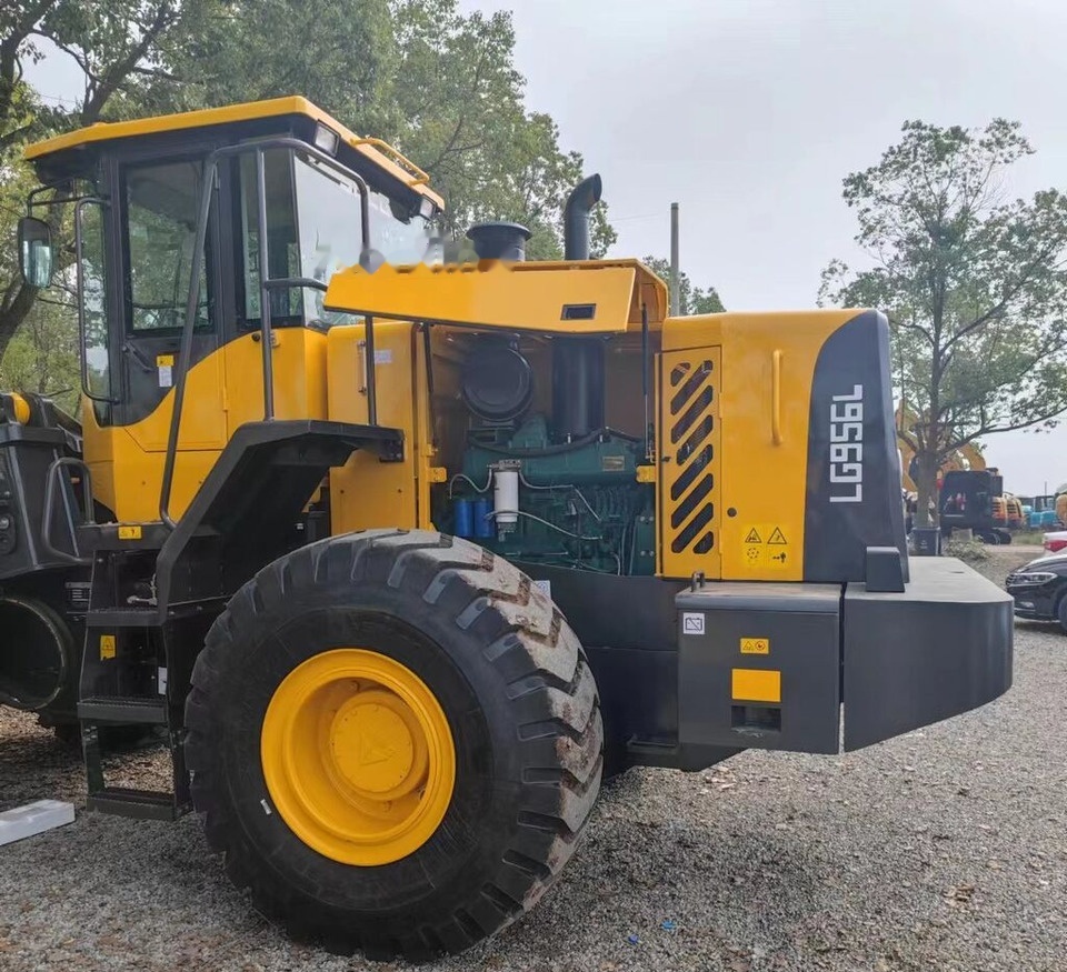 Chargeuse sur pneus SDLG LG956L