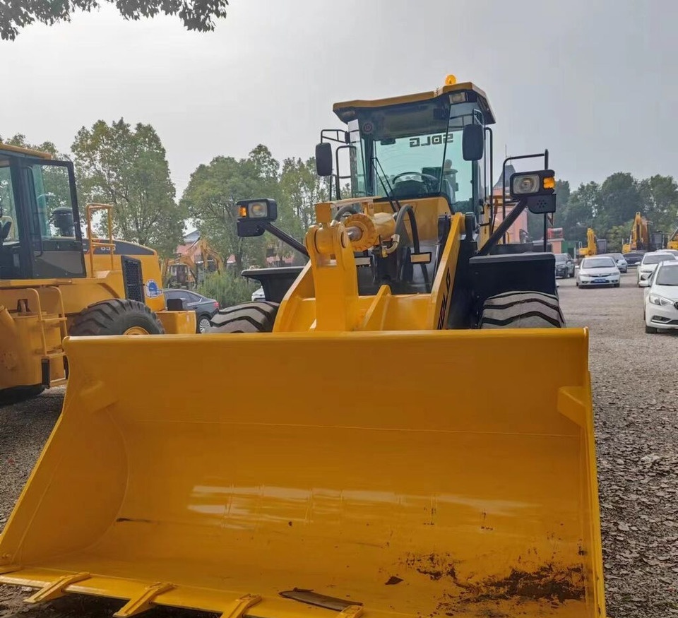 Chargeuse sur pneus SDLG LG956L