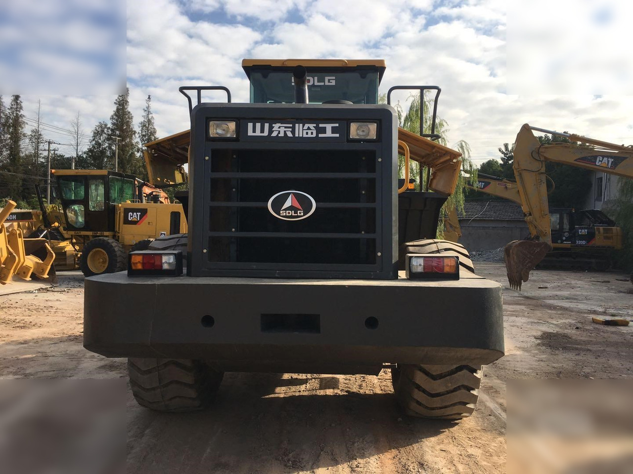 Chargeuse sur pneus SDLG LG956L