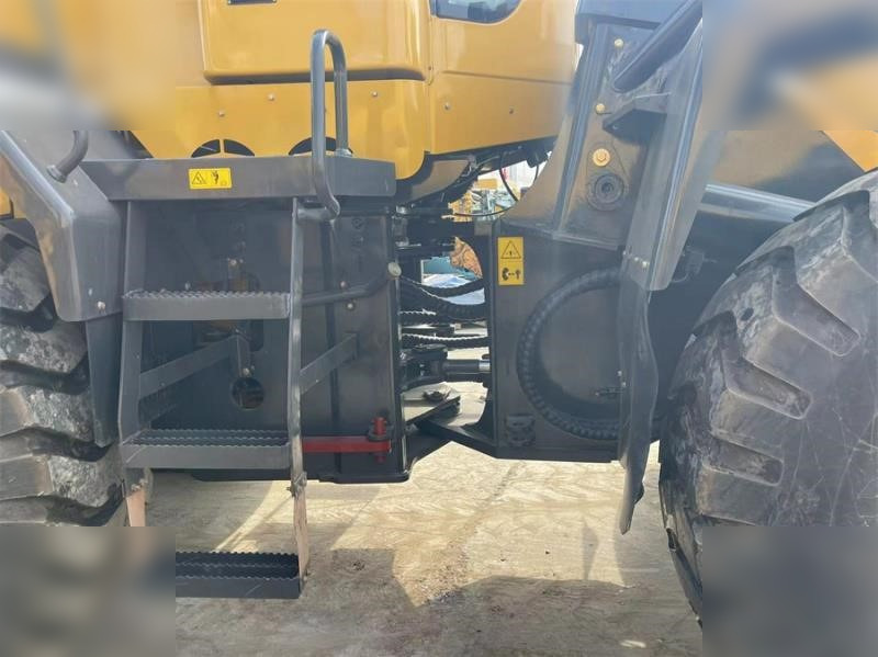 Chargeuse sur pneus SDLG LG956L