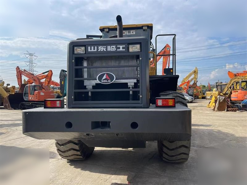 Chargeuse sur pneus SDLG LG956L