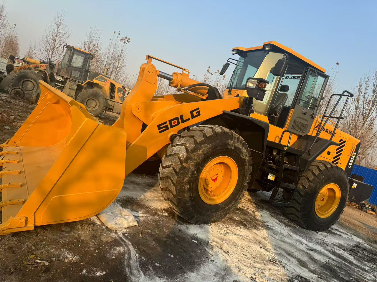 Chargeuse sur pneus SDLG LG956L