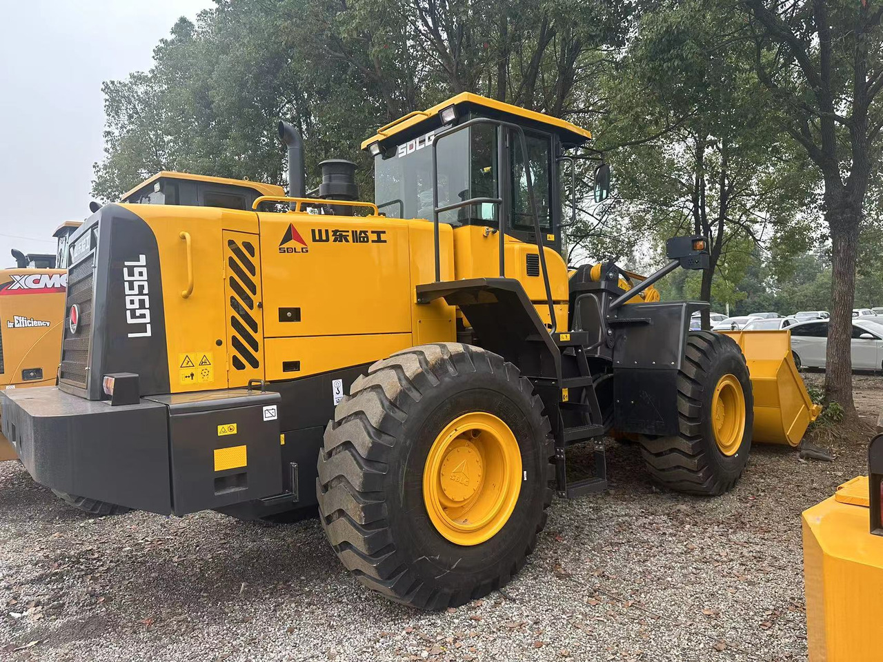 Chargeuse sur pneus SDLG LG956L