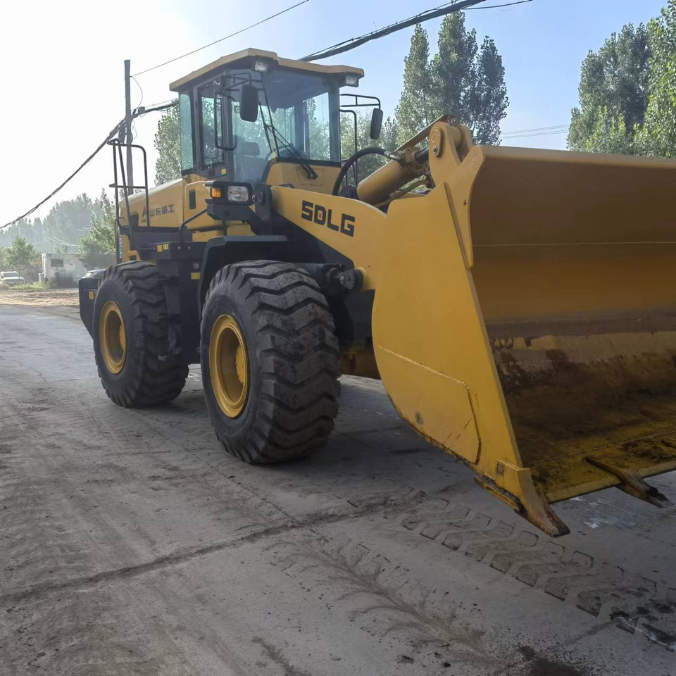 Chargeuse sur pneus SDLG LG958F