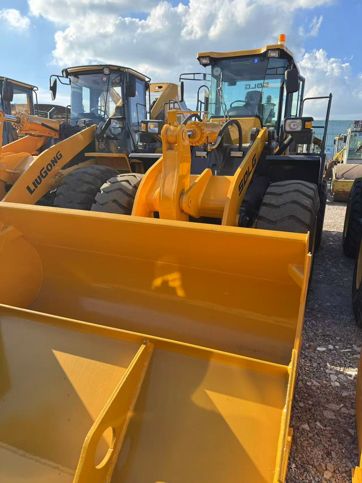 Chargeuse sur pneus SDLG LG958F