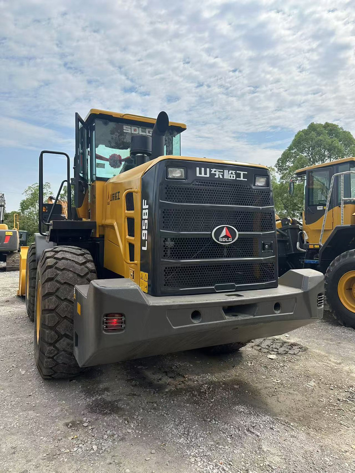 Chargeuse sur pneus SDLG LG958F