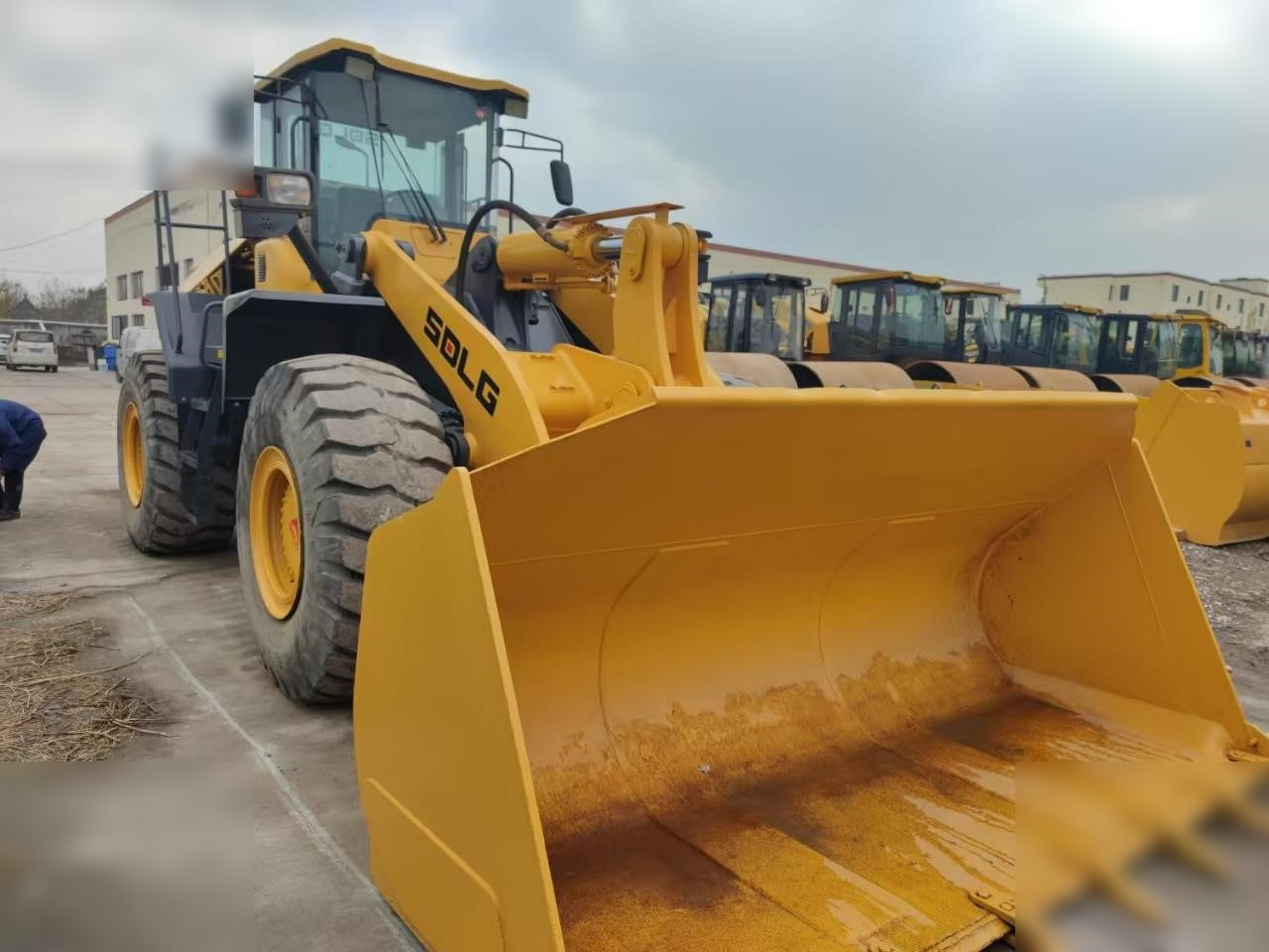 Chargeuse sur pneus SDLG LG968V