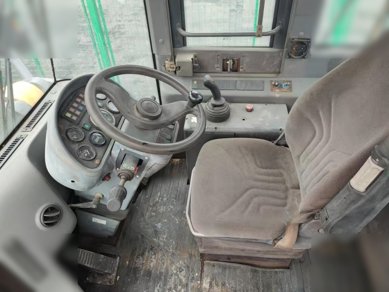 Chargeuse sur pneus SDLG LG968V