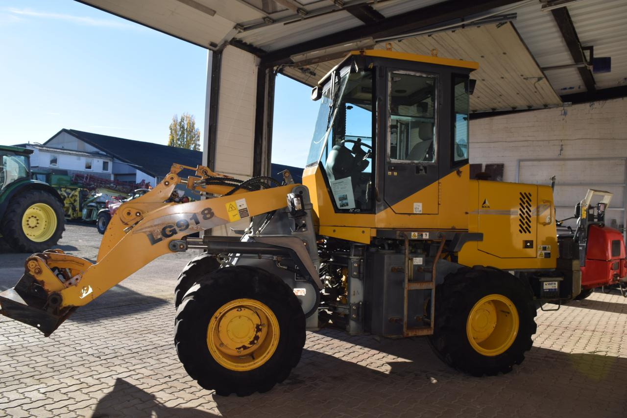 Chargeuse sur pneus SDLG LG 918