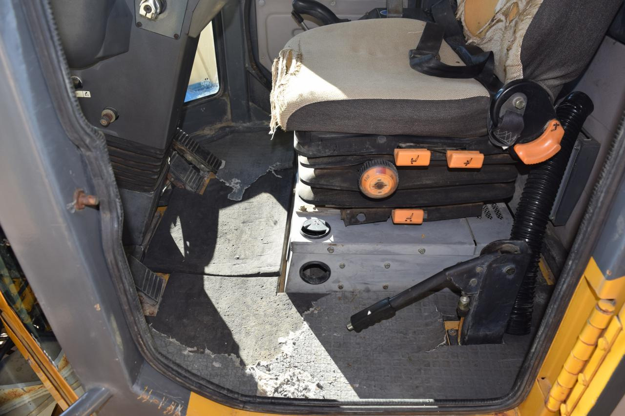 Chargeuse sur pneus SDLG LG 918