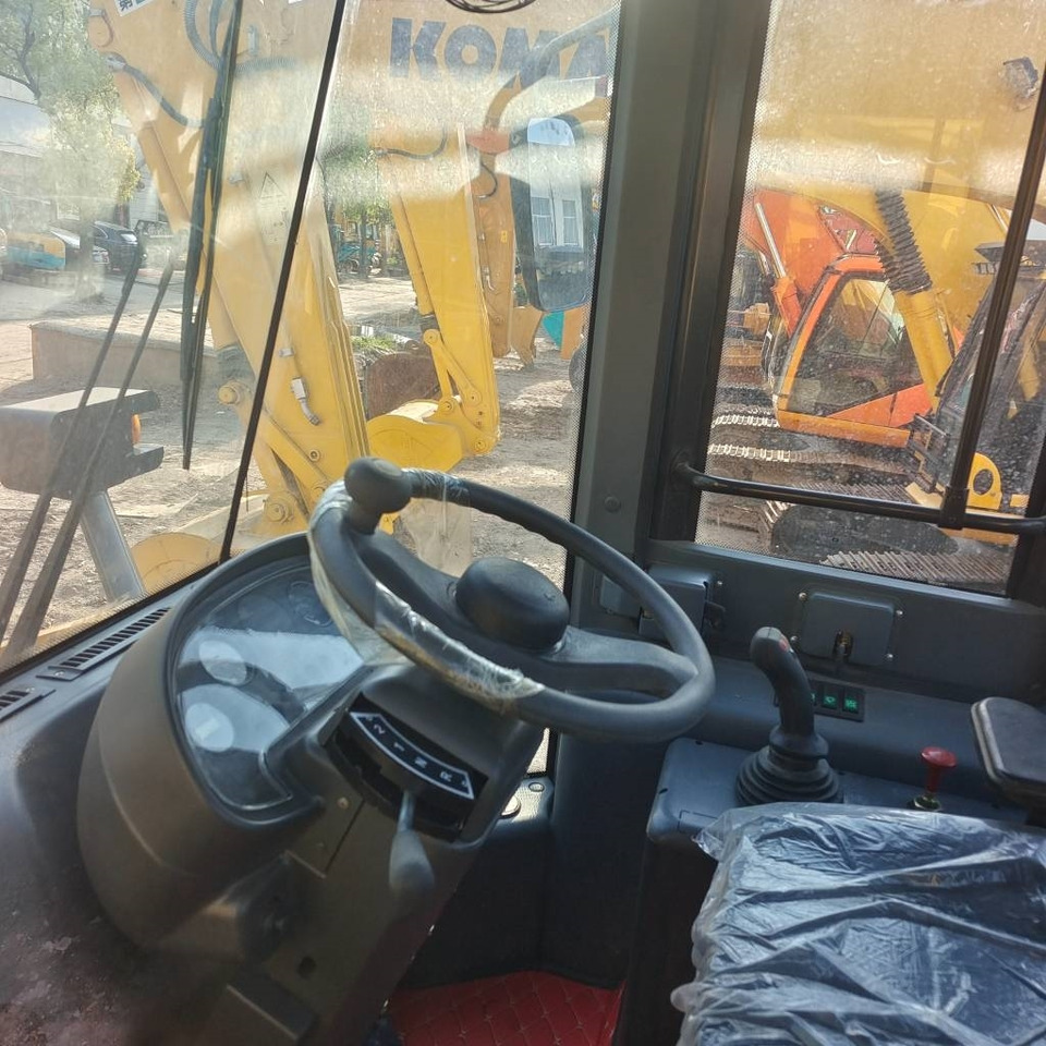 Chargeuse sur pneus SDLG LG 956 L